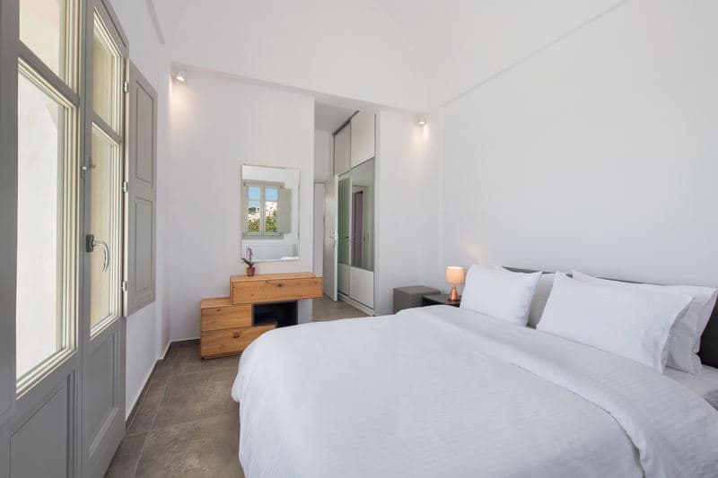 Villa Assyrtiko gallery